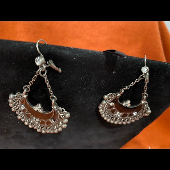 Earrings - Picture 3 of 4